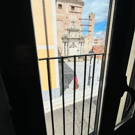 Casa Santa Maria 2 Con Jardín Arévalo