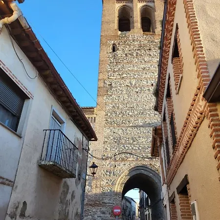 Casa Santa Maria 2 Con Jardín Arévalo